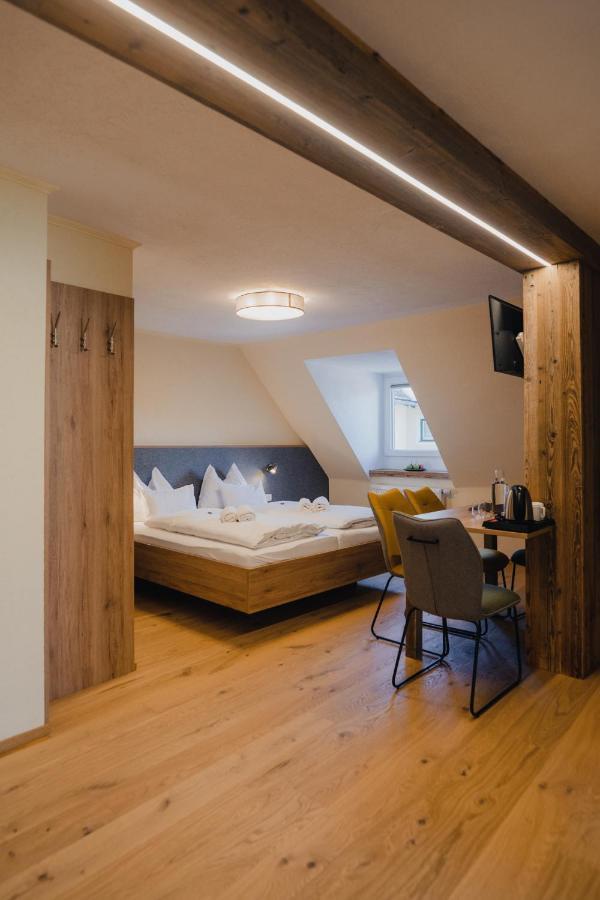 Hotel Restaurant Das Roessl Виндишгарстен Экстерьер фото