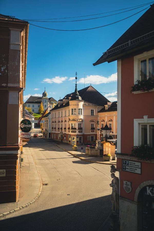 Hotel Restaurant Das Roessl Виндишгарстен Экстерьер фото