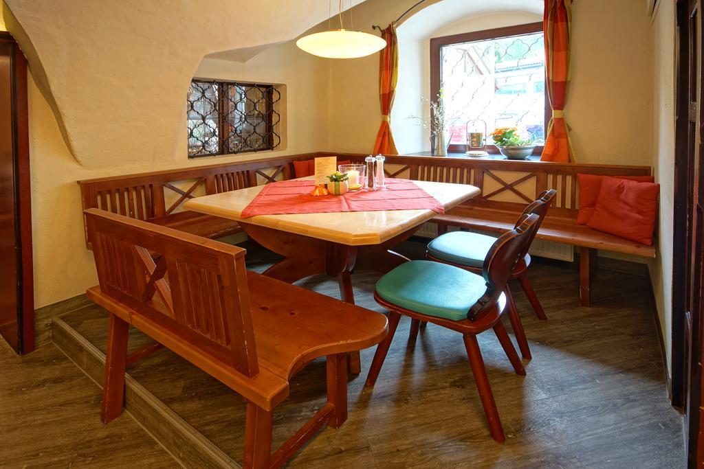 Hotel Restaurant Das Roessl Виндишгарстен Экстерьер фото